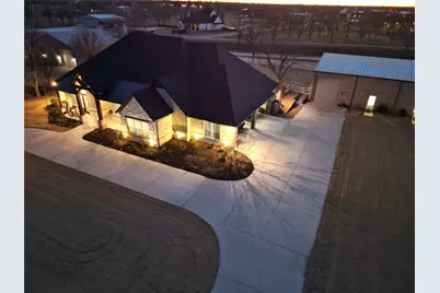 9403 King Air Drive, Granbury, TX 76049 - Photo 39