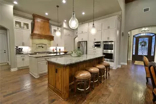 9403 King Air Dr, Granbury, TX 76049 - Photo 13