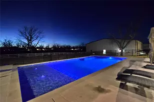 9403 King Air Dr, Granbury, TX 76049 - Photo 29