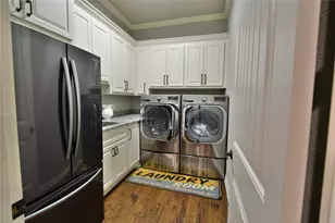 9403 King Air Dr, Granbury, TX 76049 - Photo 25