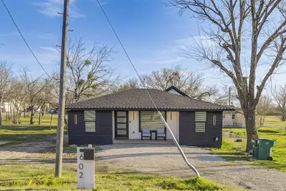 602 Ferris Road, Ferris, TX 75125 - Photo 33
