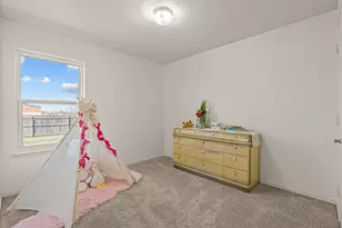 105 Thoroughbred Dr, Krum, TX 76249 - Photo 27