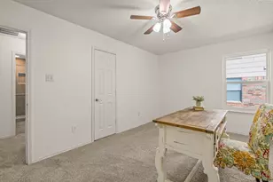 105 Thoroughbred Dr, Krum, TX 76249 - Photo 23