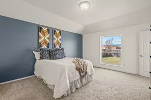 105 Thoroughbred Dr, Krum, TX 76249 - Photo 17