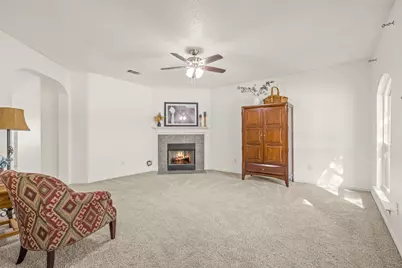 105 Thoroughbred Drive, Krum, TX 76249 - Photo 7