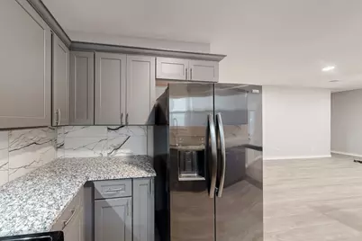 1938 Nomas Street, Dallas, TX 75212 - Photo 7