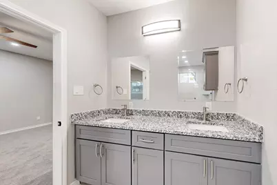 1938 Nomas Street, Dallas, TX 75212 - Photo 11