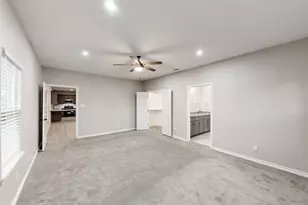 1938 Nomas St, Dallas, TX 75212 - Photo 13