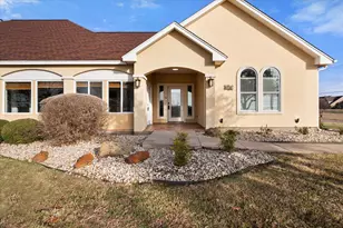 106 Lakeshore Dr, Waxahachie, TX 75165 - Photo 7