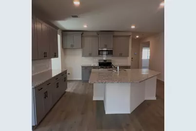 2313 Rise Ridge Road, Grand Prairie, TX 75052 - Photo 3