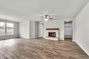 81 Yosemite Trl, Valley View, TX 76272 - Photo 7