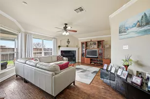 9737 Old Field Dr, McKinney, TX 75072 - Photo 11