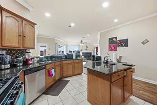 9737 Old Field Dr, McKinney, TX 75072 - Photo 9