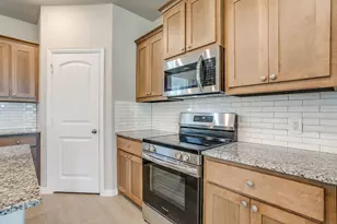 221 Lonicera Ln, Paradise, TX 76073 - Photo 9