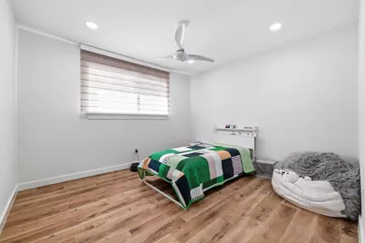 420 Lake Louise Court, Fort Worth, TX 76103 - Photo 19