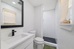 420 Lake Louise Ct, Fort Worth, TX 76103 - Photo 25