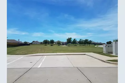 1017 Pebblecreek Drive, Burleson, TX 76028 - Photo 33