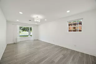 9670 Lynbrook Dr, Dallas, TX 75238 - Photo 7