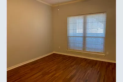 1609 Marsh Lane #110, Carrollton, TX 75006 - Photo 9