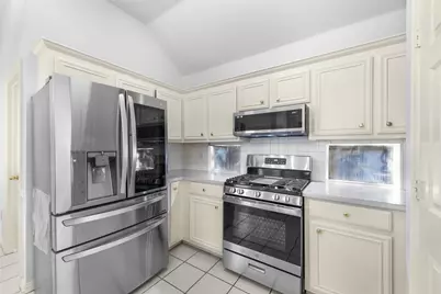 4640 Knoll Hollow Trail, Plano, TX 75024 - Photo 11