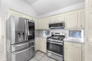 4640 Knoll Hollow Trail, Plano, TX 75024 - Photo 11