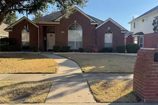 4640 Knoll Hollow Trail, Plano, TX 75024 - Photo 3