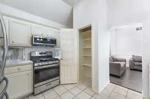 4640 Knoll Hollow Trail, Plano, TX 75024 - Photo 13