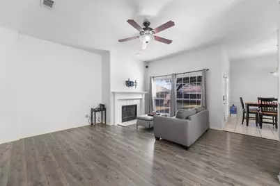 4640 Knoll Hollow Trail, Plano, TX 75024 - Photo 7