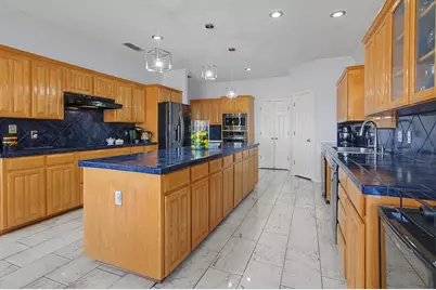 6400 Briercliff Court, Fort Worth, TX 76132 - Photo 11