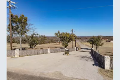 160 Private Road 2161, Iredell, TX 76649 - Photo 1