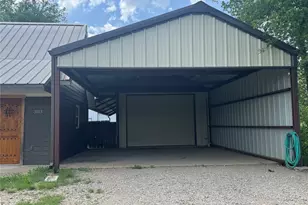 303 Boone St, Mingus, TX 76463 - Photo 15