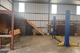 303 Boone St, Mingus, TX 76463 - Photo 9