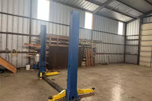 303 Boone St, Mingus, TX 76463 - Photo 19