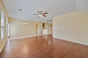 2508 Pioneer Bluffs Rd, Balch Springs, TX 75181 - Photo 7