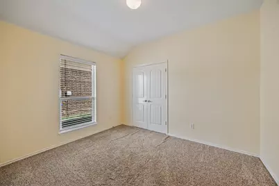 2508 Pioneer Bluffs Road, Balch Springs, TX 75181 - Photo 17