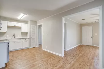 5032 Hartford Drive, River Oaks, TX 76114 - Photo 9