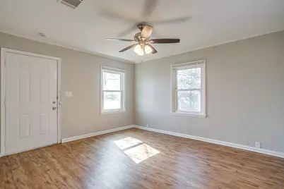 5032 Hartford Drive, River Oaks, TX 76114 - Photo 11