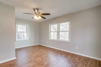 5032 Hartford Drive, River Oaks, TX 76114 - Photo 31