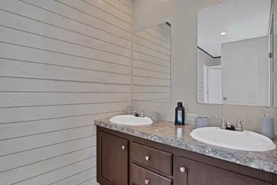 6624 Sunset Cove Court, Granbury, TX 76049 - Photo 17