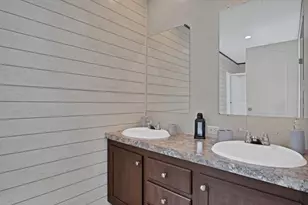 6624 Sunset Cove Ct, Granbury, TX 76049 - Photo 17