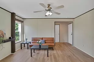 6624 Sunset Cove Ct, Granbury, TX 76049 - Photo 9