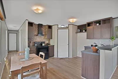 6624 Sunset Cove Court, Granbury, TX 76049 - Photo 11