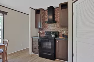 6624 Sunset Cove Ct, Granbury, TX 76049 - Photo 13