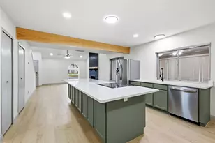 3221 Red Oak Ln, Bedford, TX 76021 - Photo 9