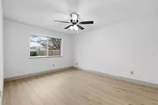 3221 Red Oak Ln, Bedford, TX 76021 - Photo 13