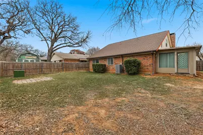 3221 Red Oak Lane, Bedford, TX 76021 - Photo 21