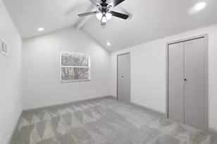 3221 Red Oak Ln, Bedford, TX 76021 - Photo 19