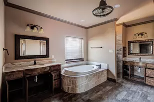 9820 Puma Tr, Godley, TX 76044 - Photo 17