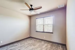 9820 Puma Tr, Godley, TX 76044 - Photo 21