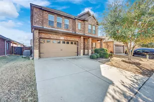 6815 Elderberry Dr, Arlington, TX 76001 - Photo 1